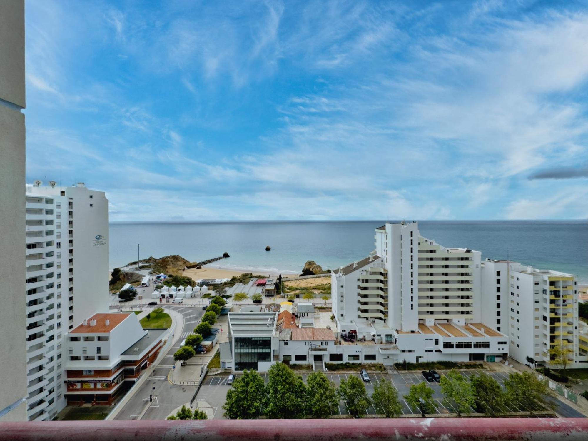 Apartamentos Turisticos Perola Da Rocha Portimão Exteriör bild
