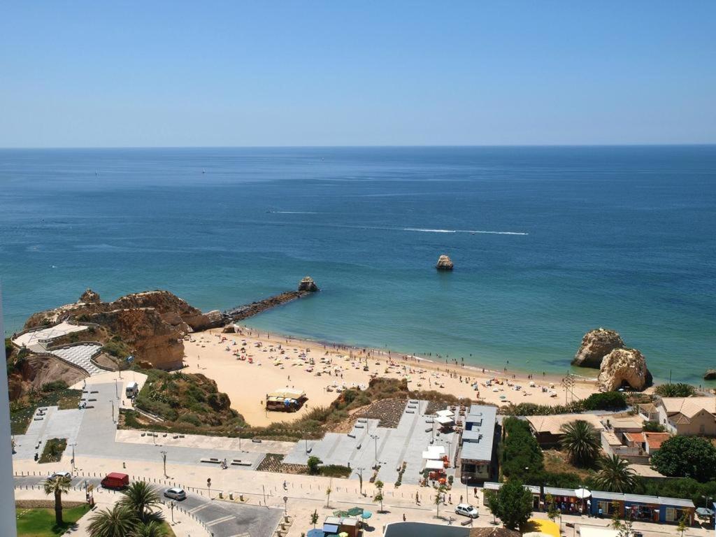 Apartamentos Turisticos Perola Da Rocha Portimão Exteriör bild