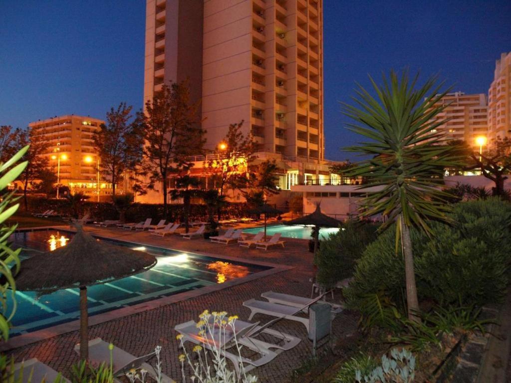 Apartamentos Turisticos Perola Da Rocha Portimão Exteriör bild